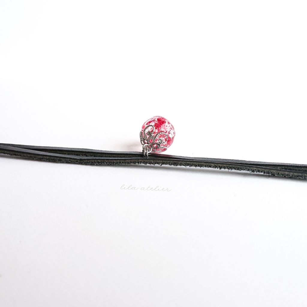 かすみ珠【紅】チョーカー(金属アレルギー対応)