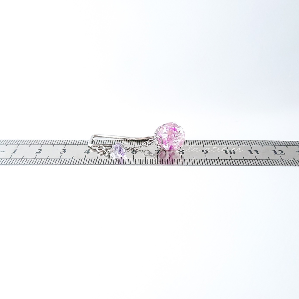 かすみ珠【紫】ポニーフック(金属アレルギー対応)