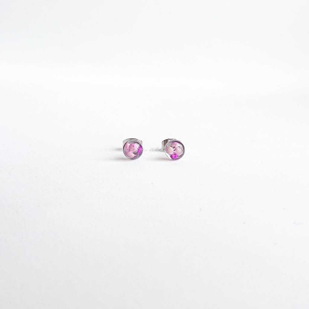 かすみ水中花【紫】ピアス/イヤリング(金属アレルギー対応)