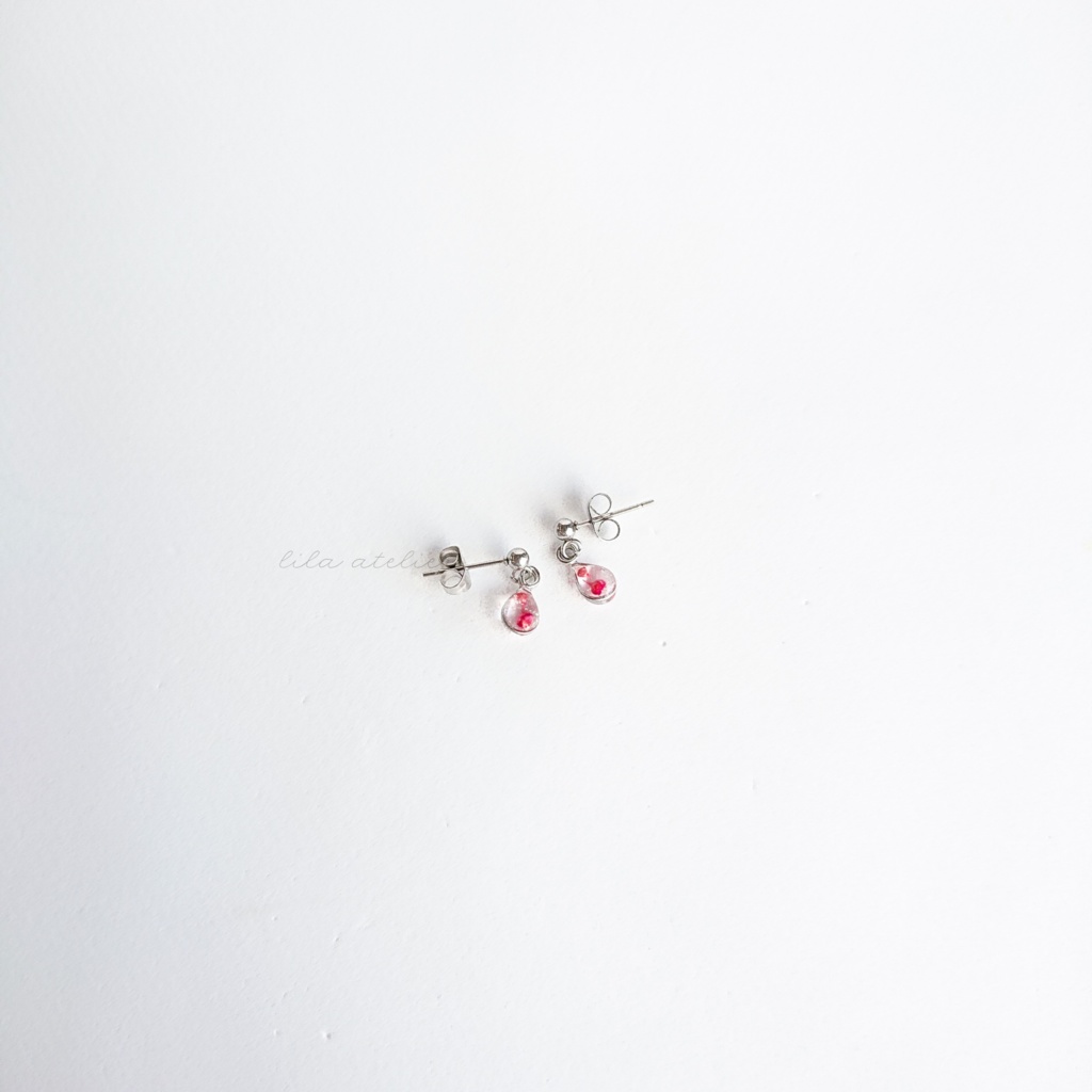 かすみ雫【紅】ピアス/イヤリング(金属アレルギー対応)