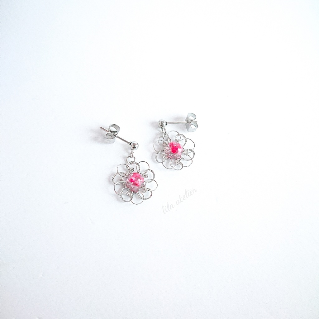 かすみ銀花【紅】ピアス/イヤリング(金属アレルギー対応)