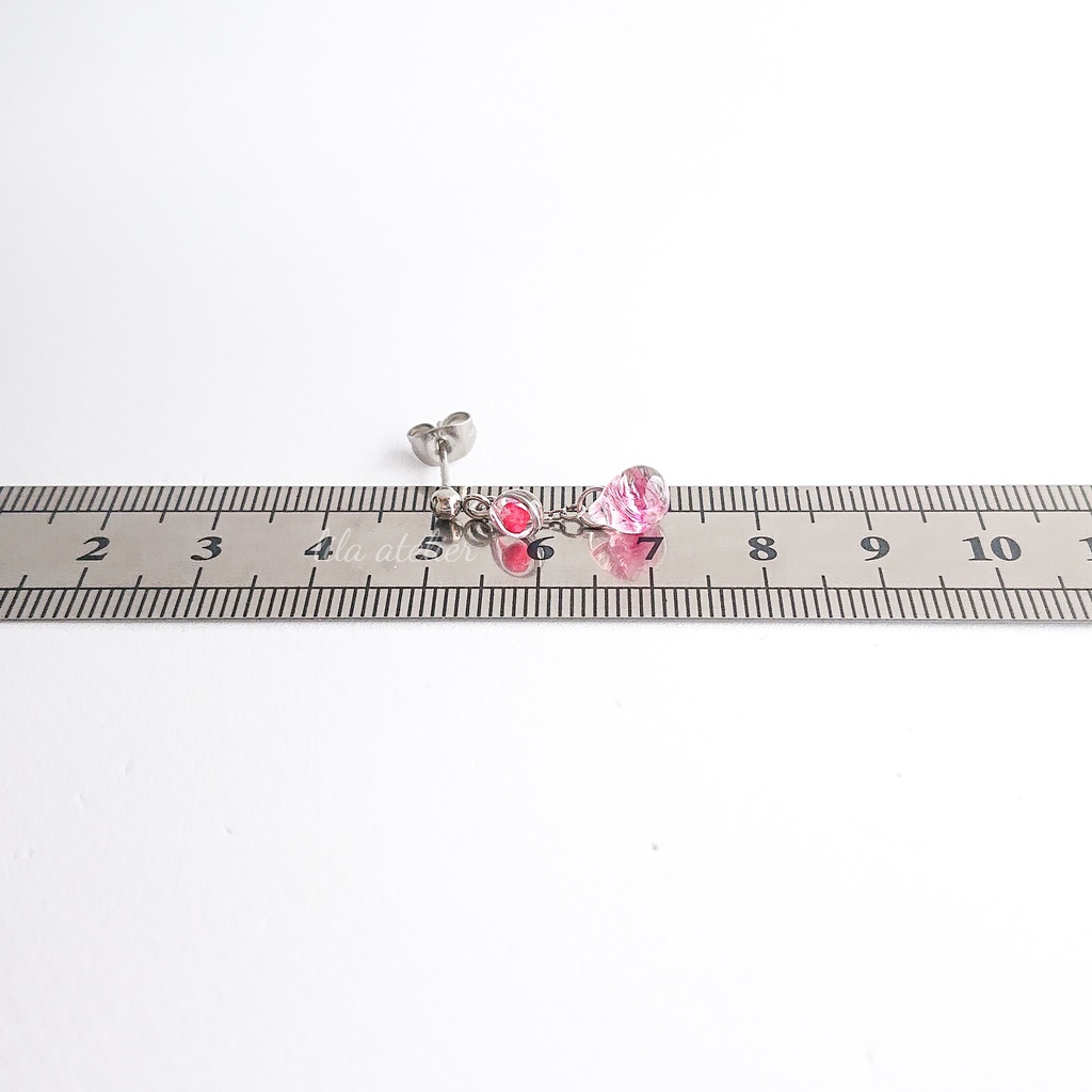 かすみ粒と硝子雫【紅】ピアス/イヤリング(金属アレルギー対応)