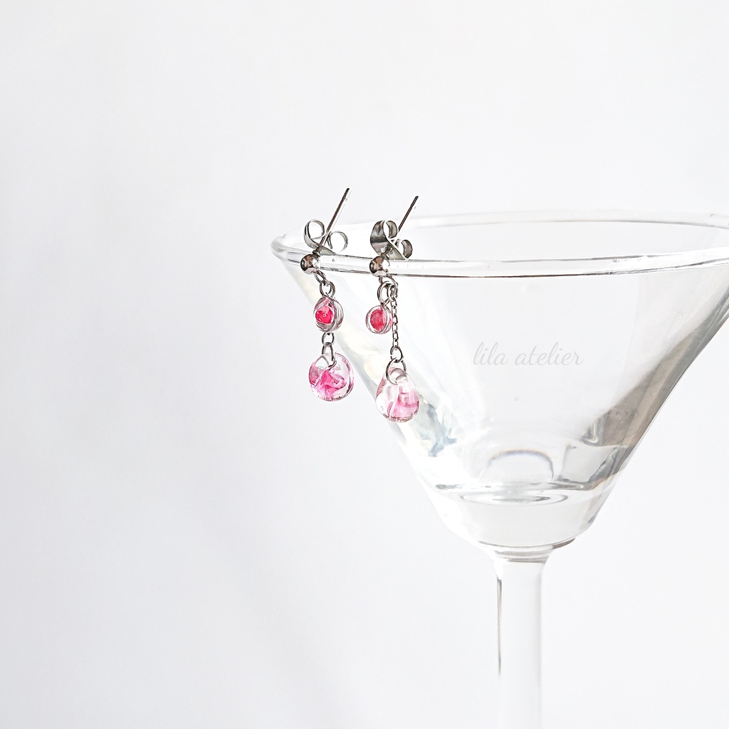 かすみ粒と硝子雫【紅】ピアス/イヤリング(金属アレルギー対応)