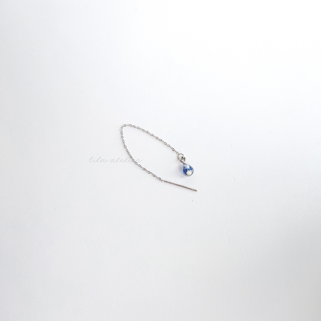 《片耳用》かすみ雫【夜空】アメリカンピアス(金属アレルギー対応)