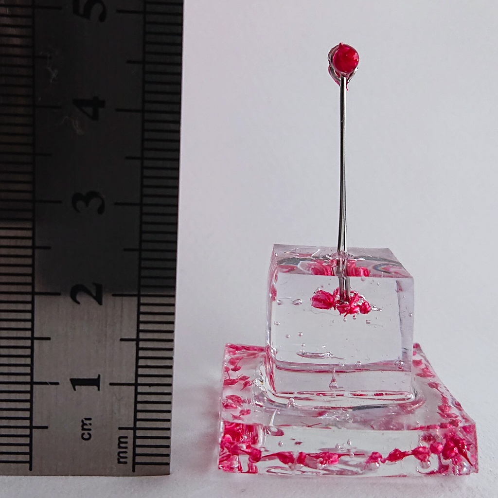 かすみ氷柱花【紅】メモスタンド