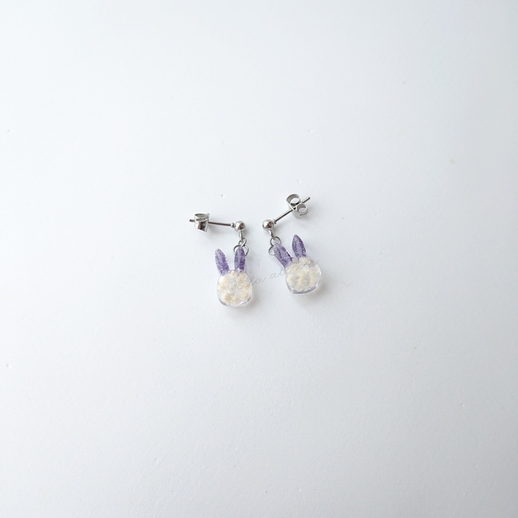 彩りかすみウサギ【紫】ピアス/イヤリング(金属アレルギー対応)