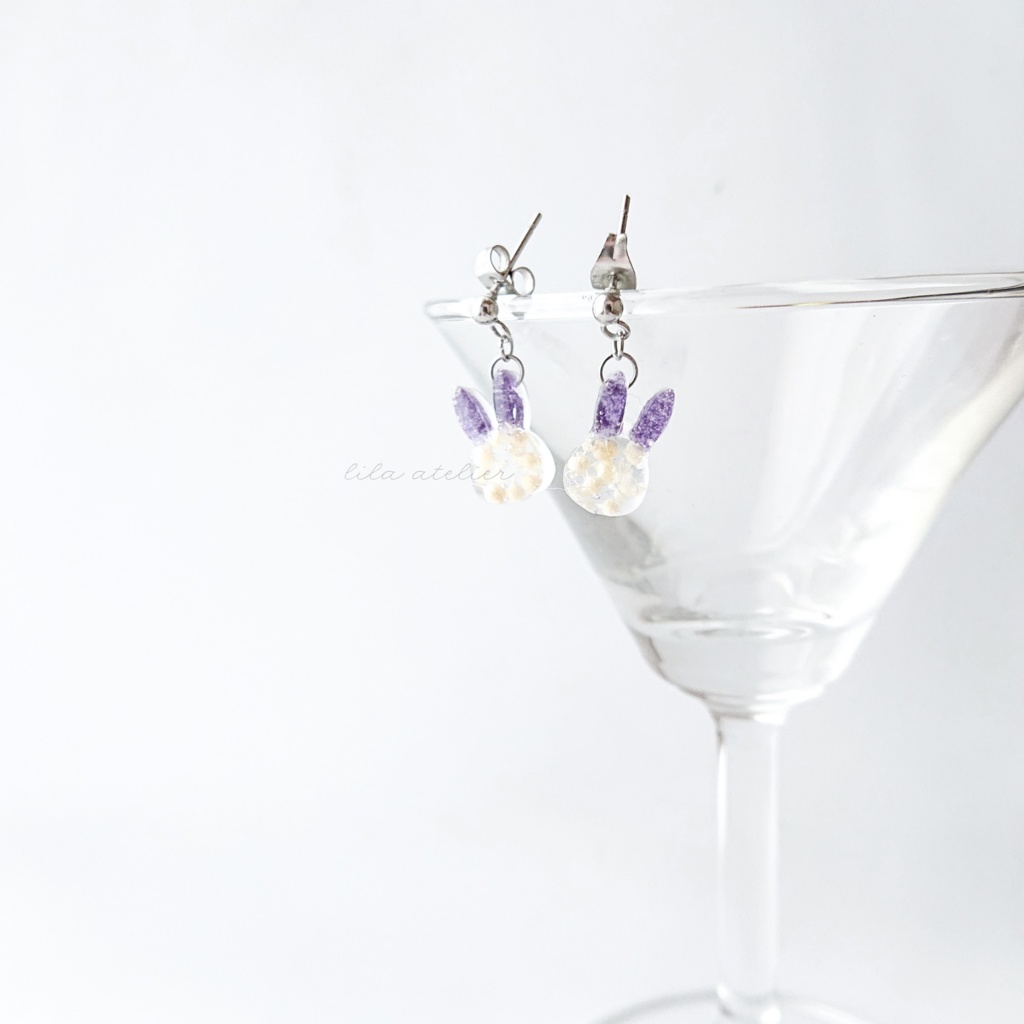 彩りかすみウサギ【紫】ピアス/イヤリング(金属アレルギー対応)