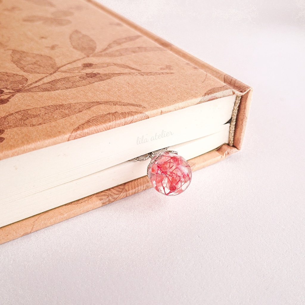 かすみ珠と三つ葉【紅】しおり(金属アレルギー対応)