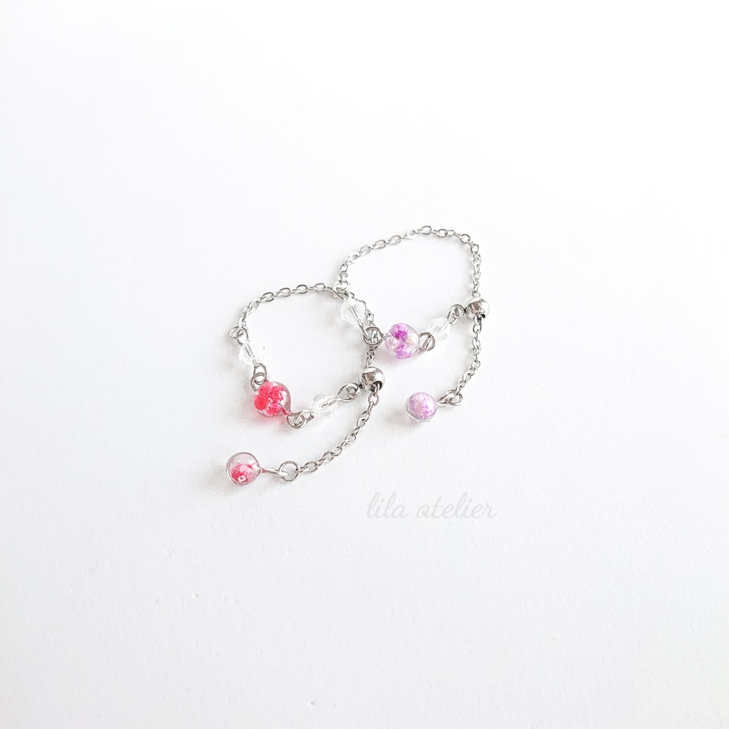 かすみ水中花と粒【紅】チェーンリング(金属アレルギー対応)