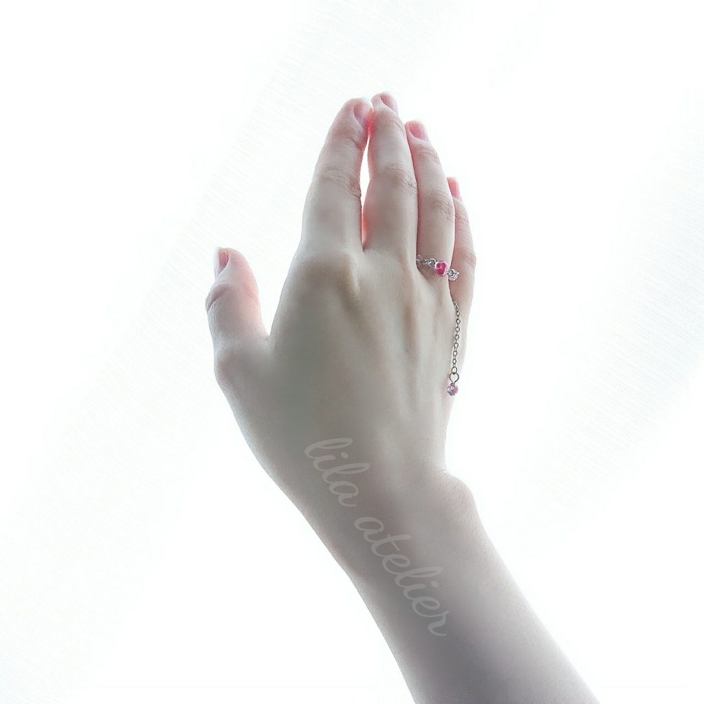 かすみ水中花と粒【紅】チェーンリング(金属アレルギー対応)