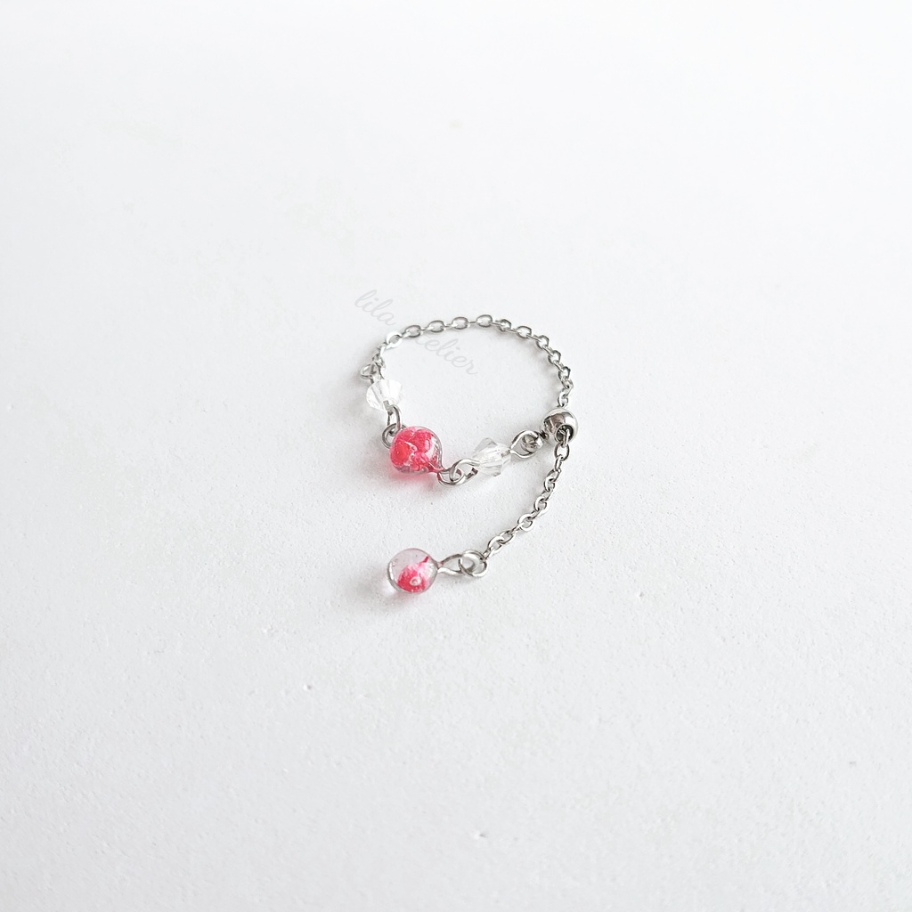 かすみ水中花と粒【紅】チェーンリング(金属アレルギー対応)