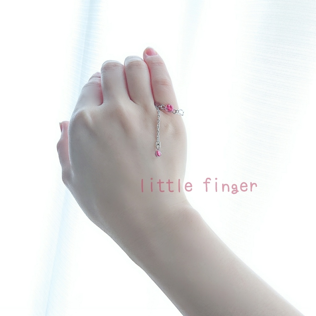 かすみ水中花と粒【紅】チェーンリング(金属アレルギー対応)