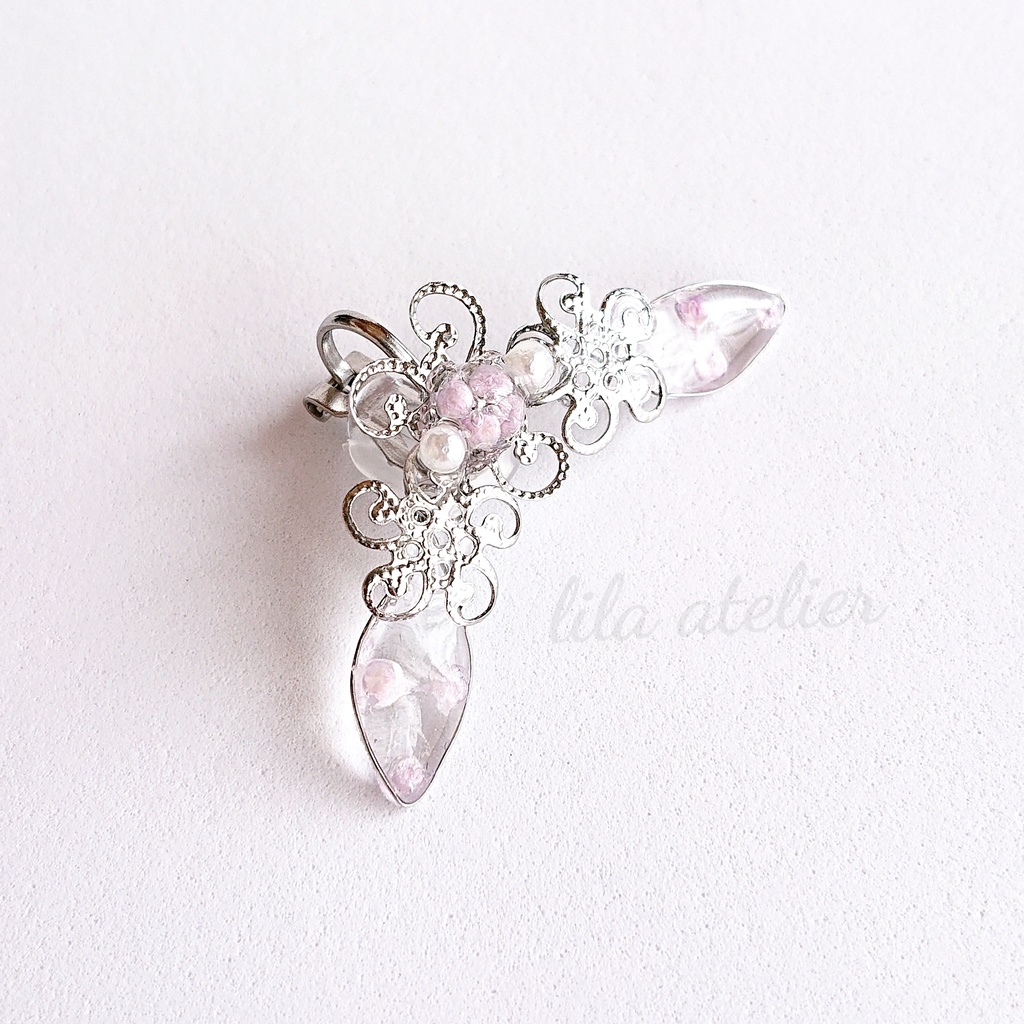 《片耳用》かすみ水中花と葉【紫】イヤークリップ(金属アレルギー対応)