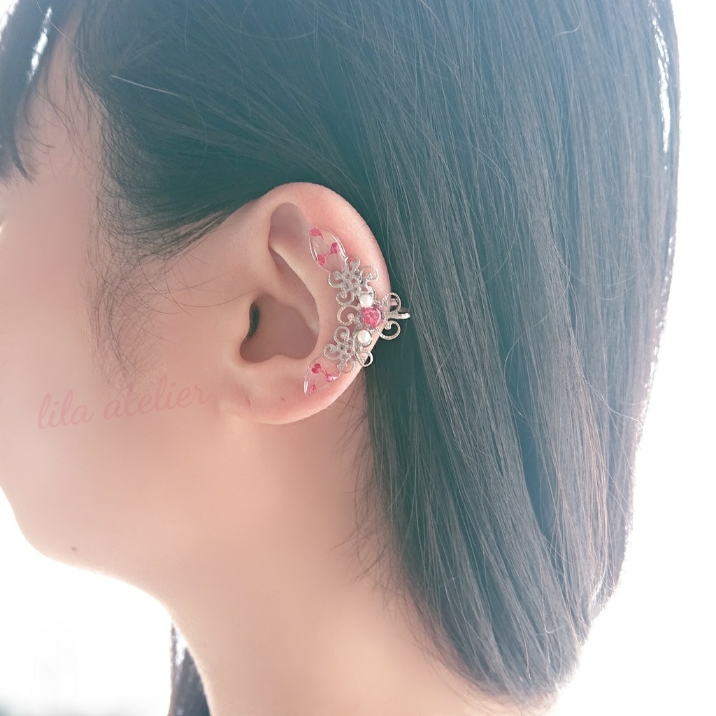 《片耳用》かすみ水中花と葉【紅】イヤークリップ(金属アレルギー対応)