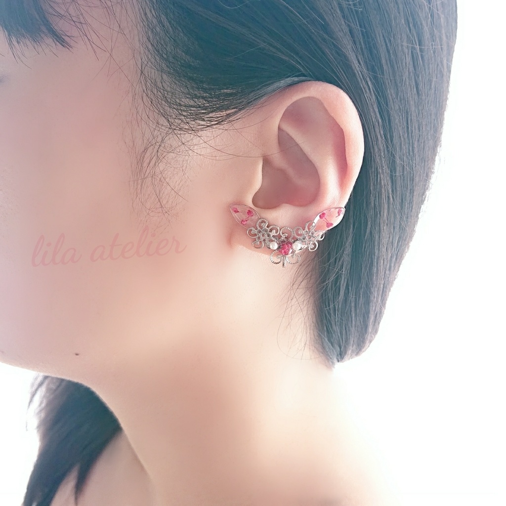 《片耳用》かすみ水中花と葉【紅】イヤークリップ(金属アレルギー対応)