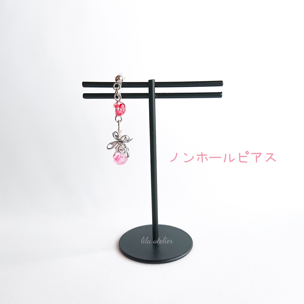かすみ水中花と硝子花【紅】ピアス/イヤリング(金属アレルギー対応)