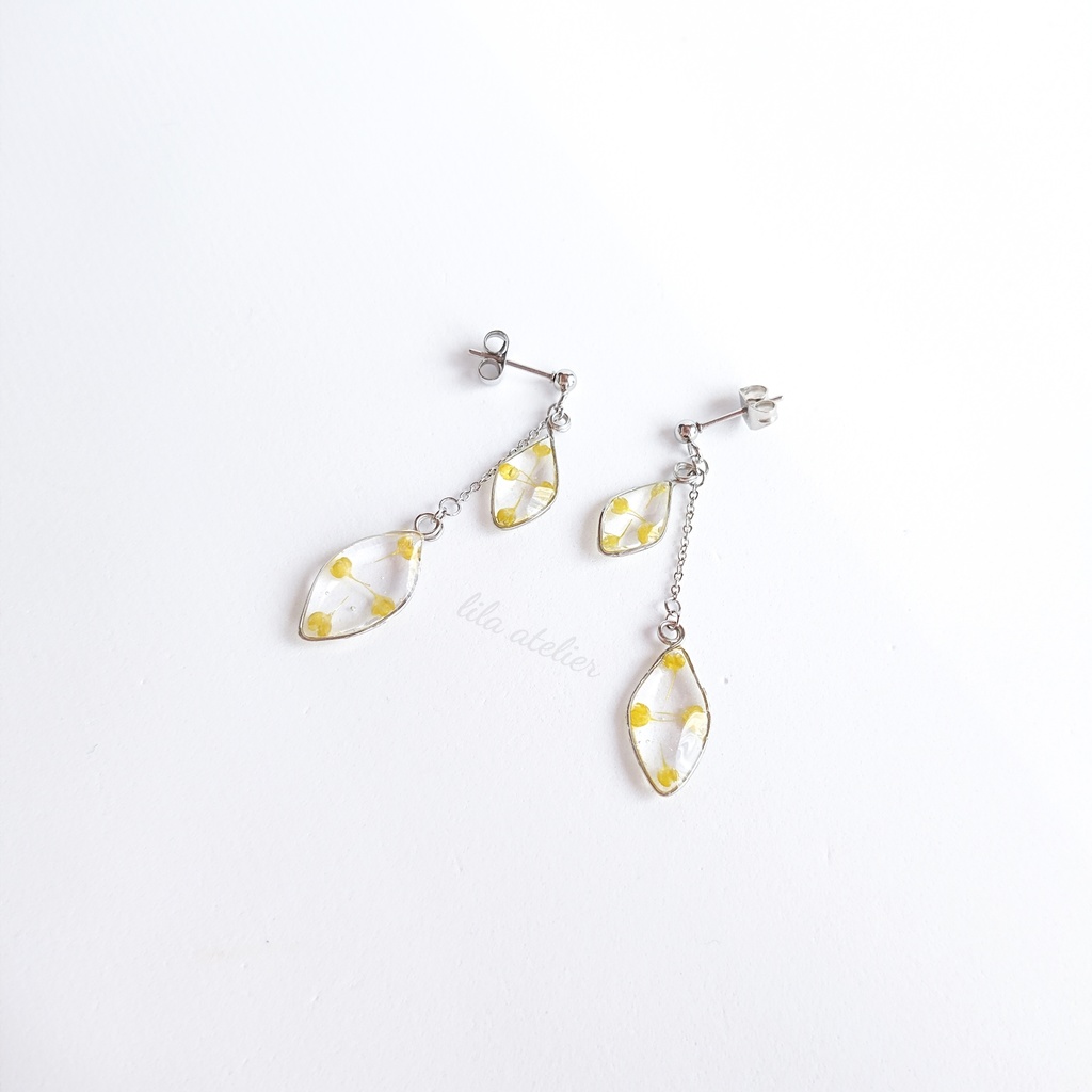 かすみ双葉【翠】ピアス/イヤリング(金属アレルギー対応)