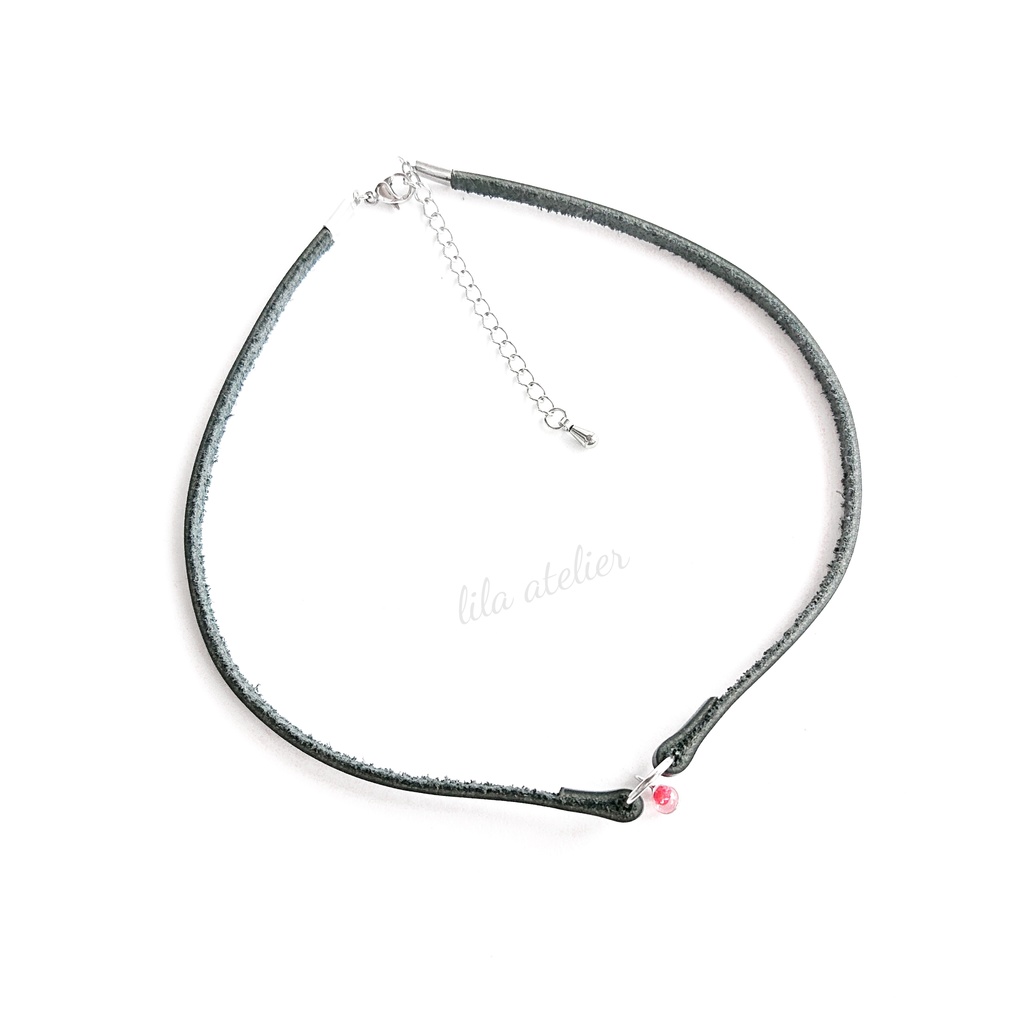 かすみ粒【紅】チョーカー(金属アレルギー対応)