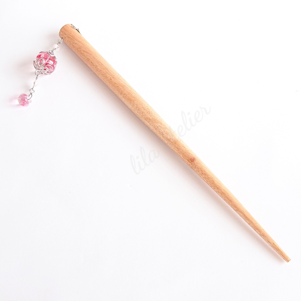 かすみ珠【紅】木製かんざし(金属アレルギー対応)