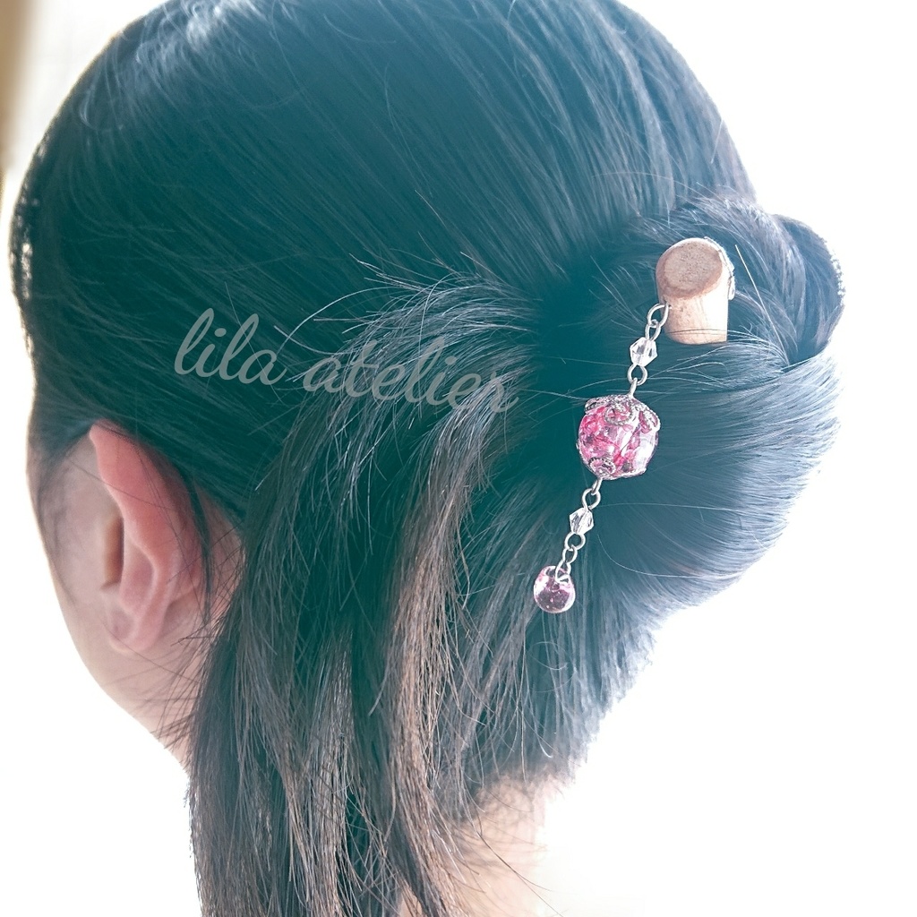 かすみ珠【紅】木製かんざし(金属アレルギー対応)