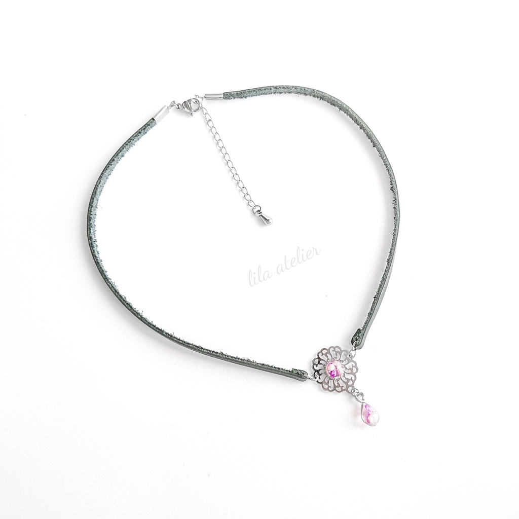 かすみ蔦葛【紫】チョーカー(金属アレルギー対応)