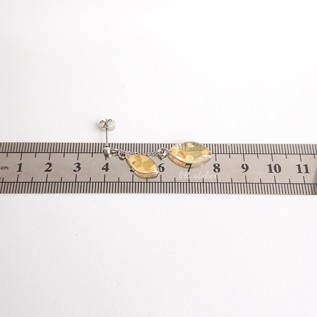 かすみ双葉【秋】ピアス/イヤリング(金属アレルギー対応)