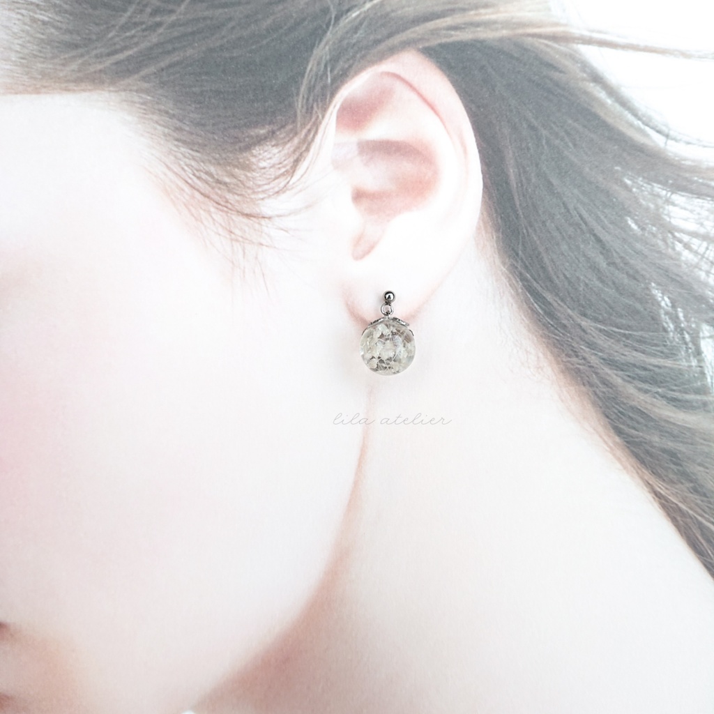 かすみ珠【白】ピアス/イヤリング(金属アレルギー対応)