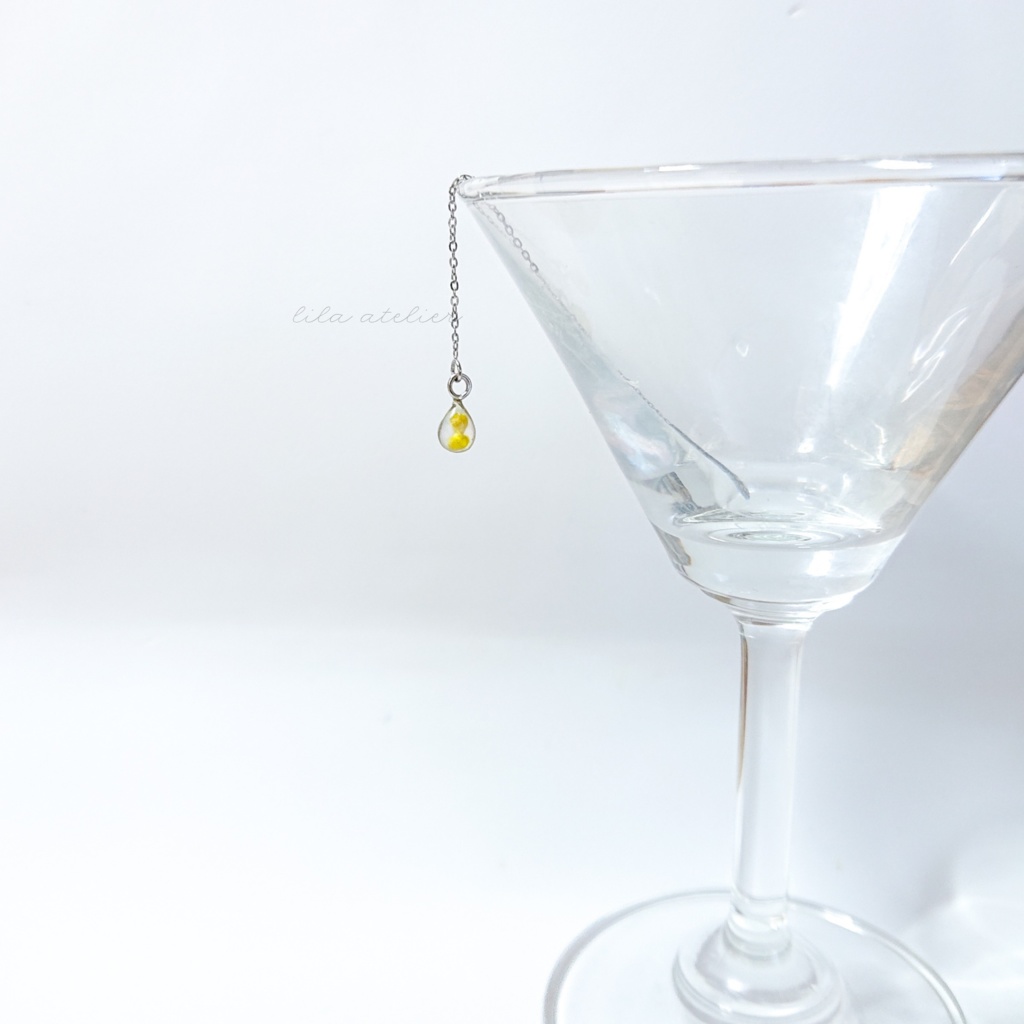 《片耳用》かすみ雫【翠】アメリカンピアス(金属アレルギー対応)