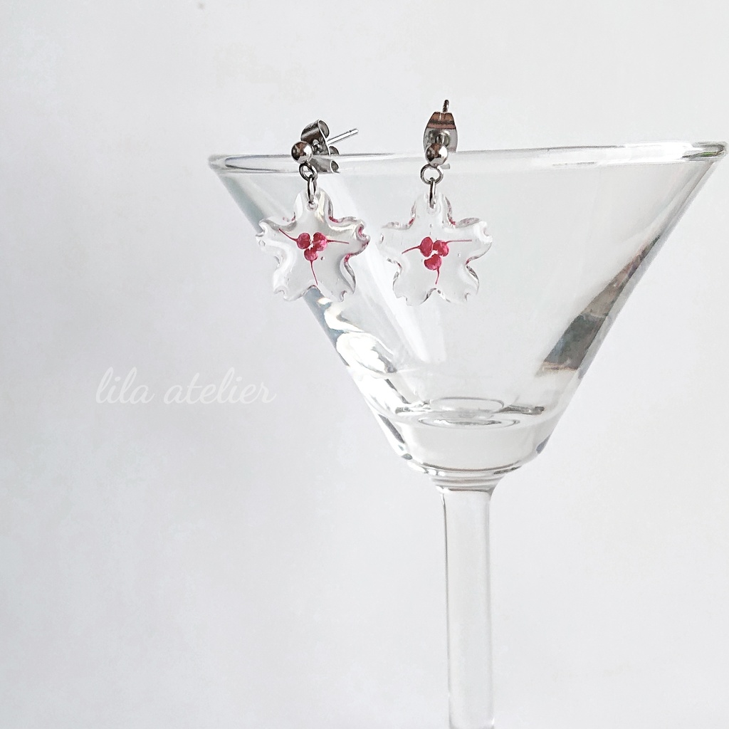透明かすみ桜【紅】ピアス／イヤリング（金属アレルギー対応）