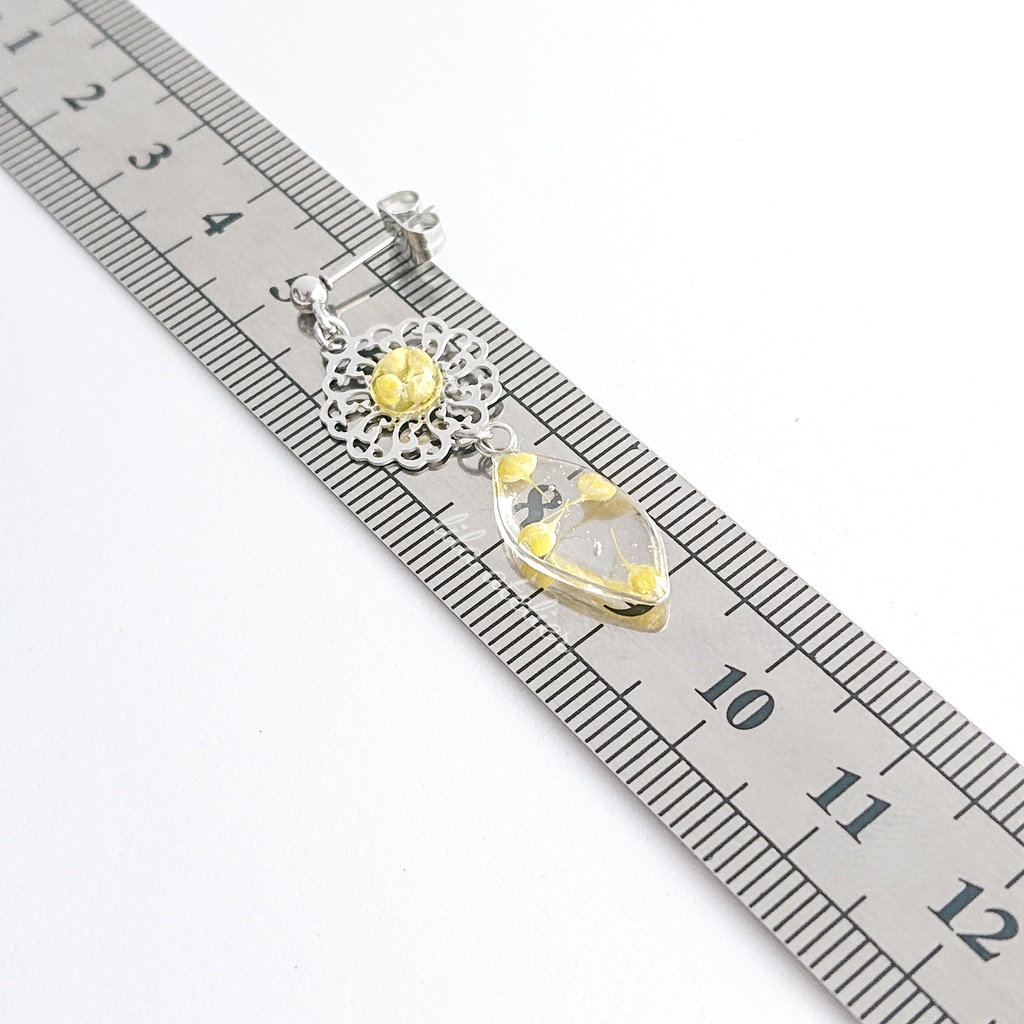 かすみ葉【翠】と蔦葛ピアス/イヤリング(金属アレルギー対応)