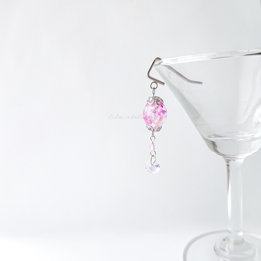 かすみ長珠【紫】と硝子雫ポニーフック(金属アレルギー対応)