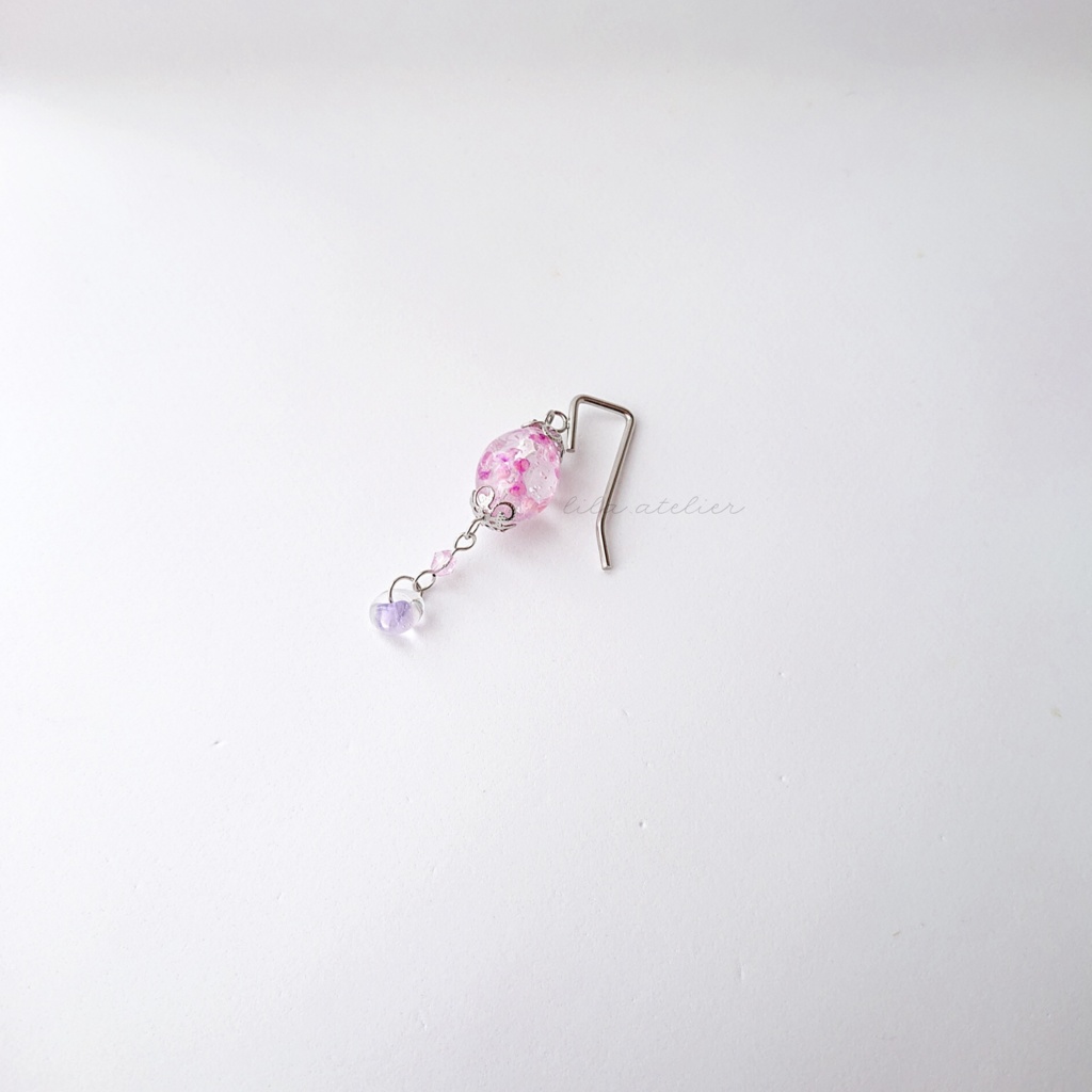 かすみ長珠【紫】と硝子雫ポニーフック(金属アレルギー対応)