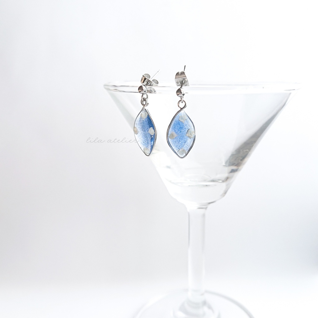 かすみ葉【夜空】ピアス/イヤリング(金属アレルギー対応)