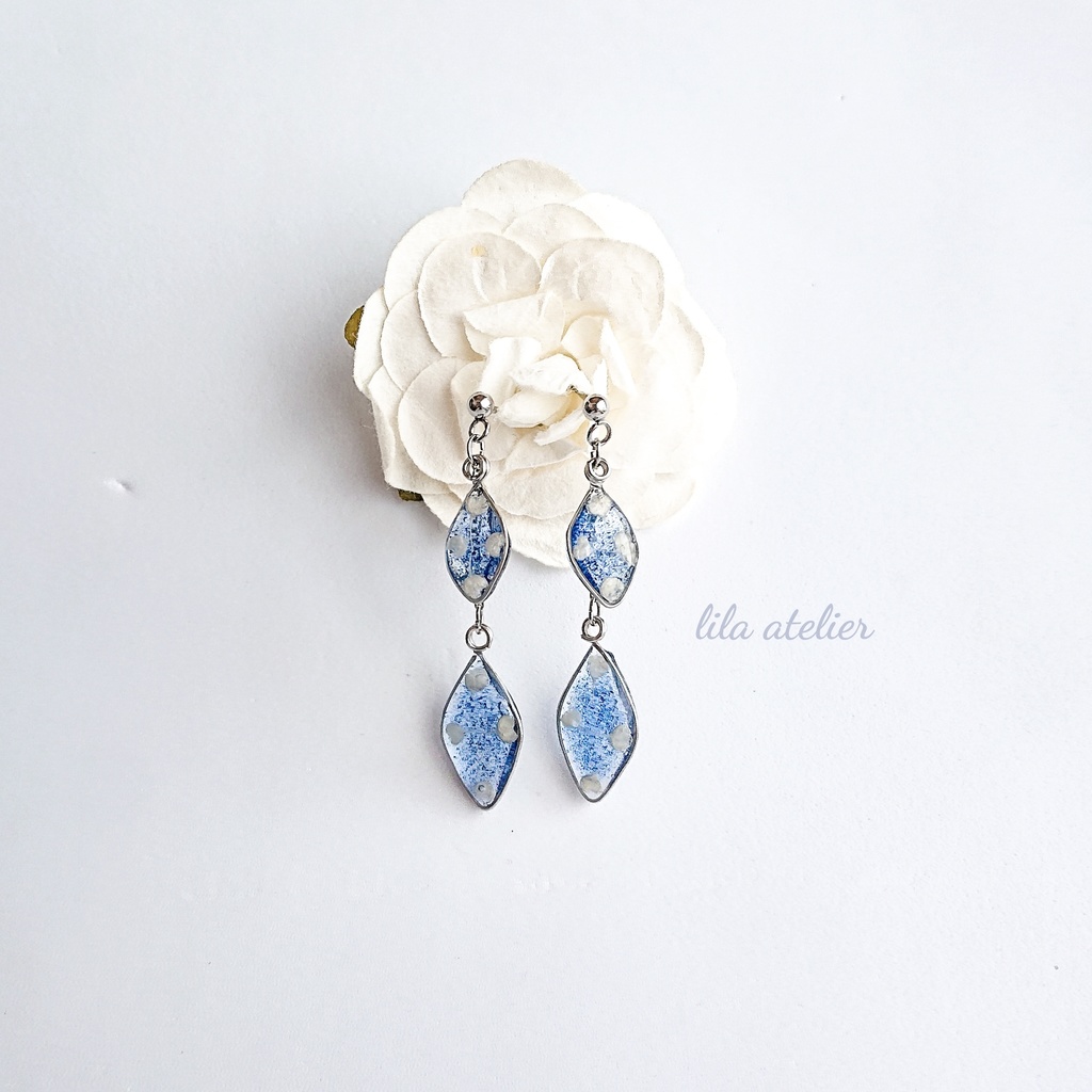 かすみ双葉【夜空】ピアス／イヤリング（金属アレルギー対応）