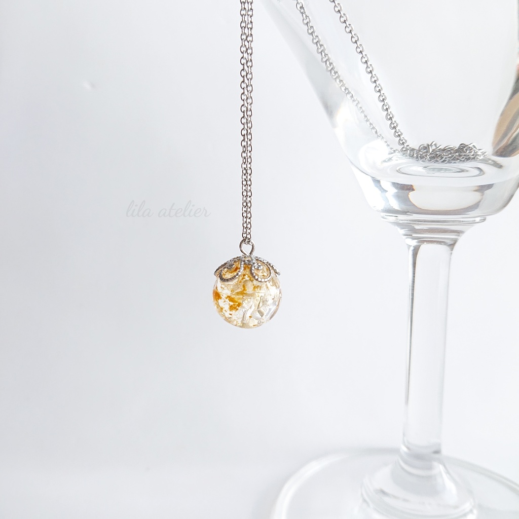 かすみ珠【秋】ペンダント(金属アレルギー対応)