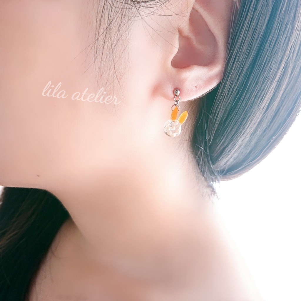 彩りかすみウサギ【秋】ピアス/イヤリング(金属アレルギー対応)