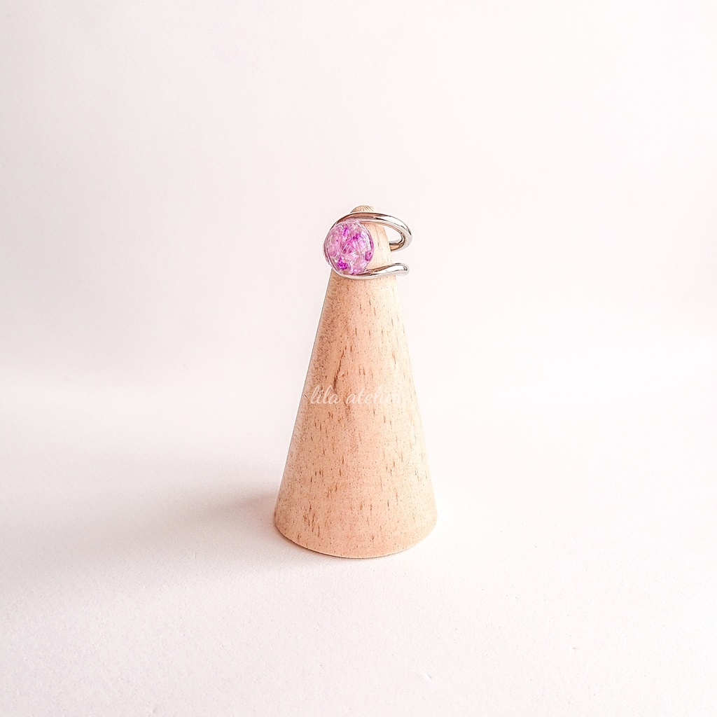 《片耳用》かすみ水中花【紫】イヤーカフ(金属アレルギー対応)