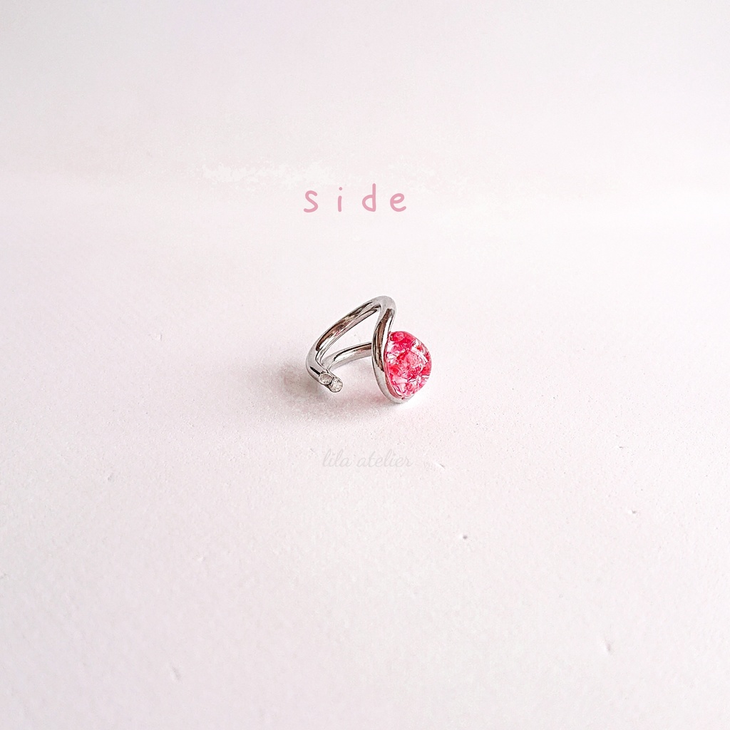 《片耳用》かすみ水中花【紅】イヤーカフ(金属アレルギー対応)