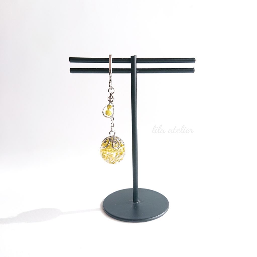 かすみ珠と雫【翠】ポニーフック(金属アレルギー対応)