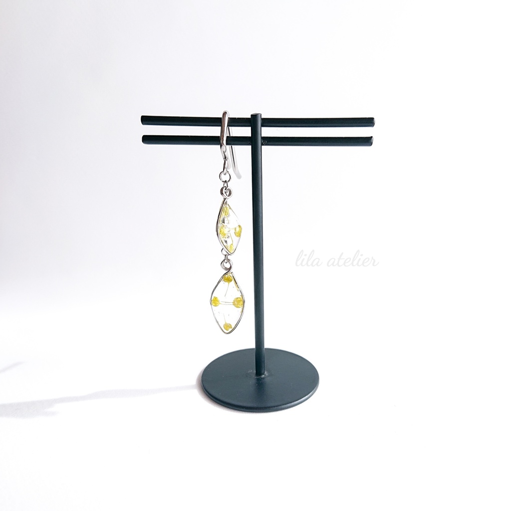 かすみ双葉【翠】ポニーフック(金属アレルギー対応)