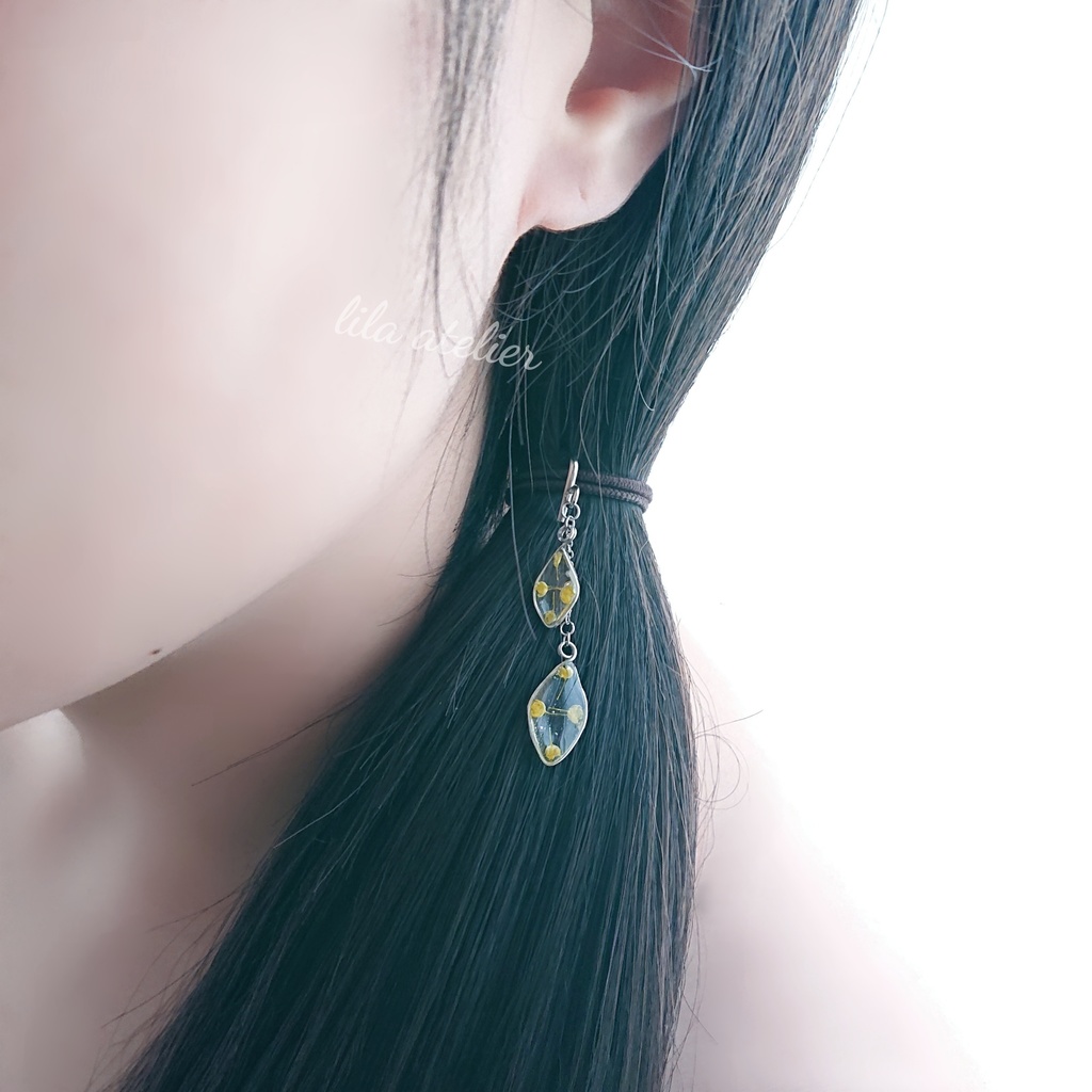 かすみ双葉【翠】ポニーフック(金属アレルギー対応)