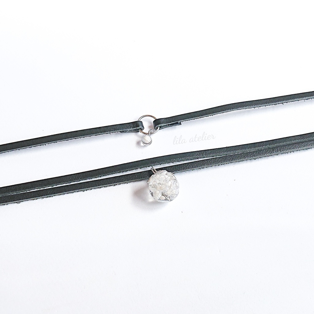 かすみ珠【白】チョーカー(金属アレルギー対応)