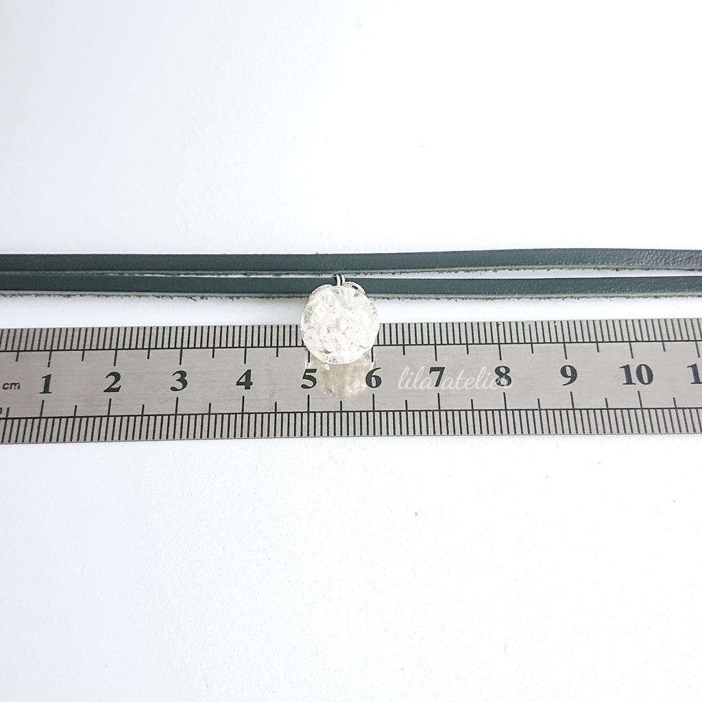 かすみ珠【白】チョーカー(金属アレルギー対応)