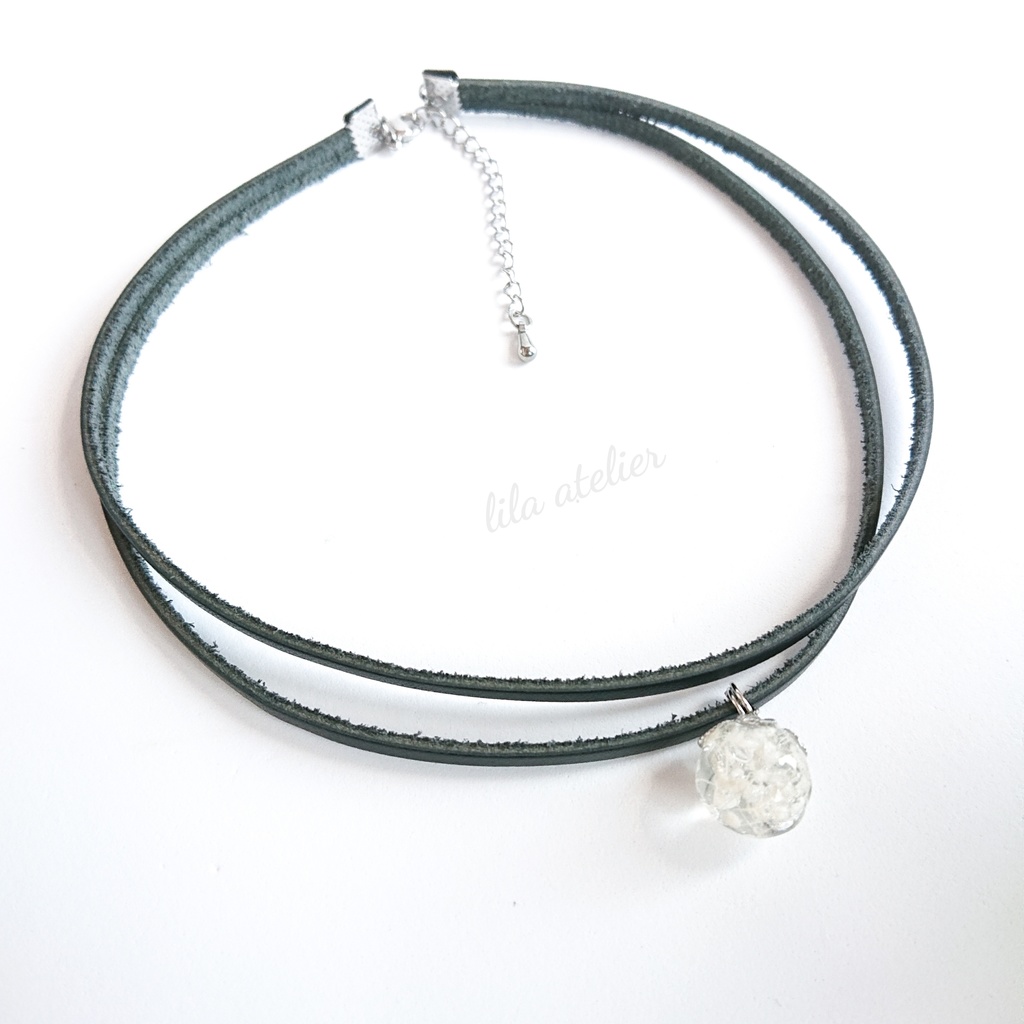 かすみ珠【白】チョーカー(金属アレルギー対応)