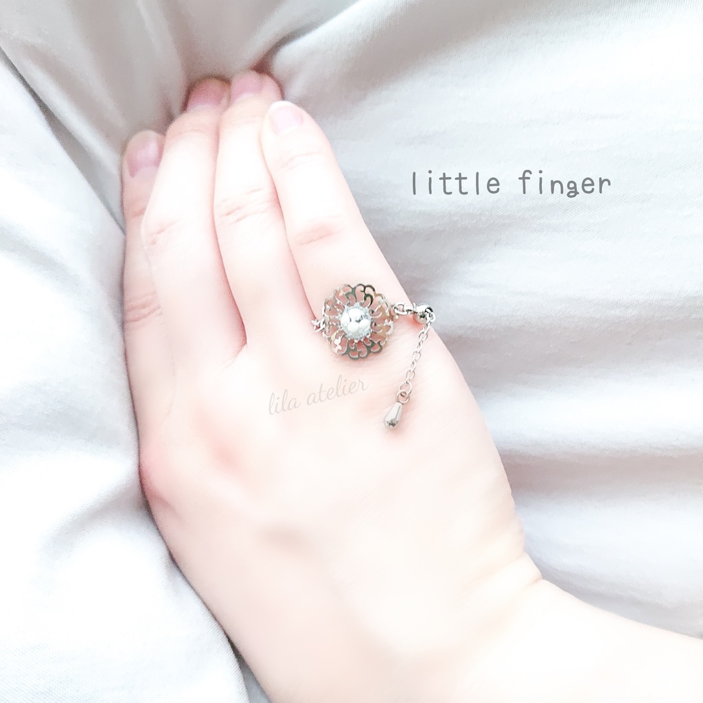 かすみ蔦葛【白】チェーンリング(金属アレルギー対応)