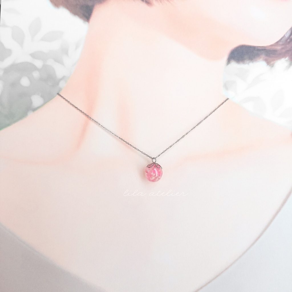 かすみ珠【桃】ペンダント(金属アレルギー対応)