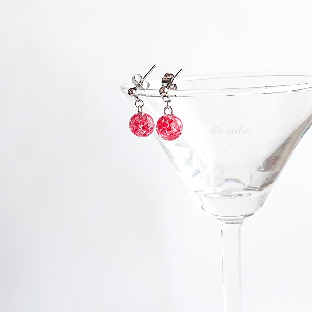 かすみ小珠【紅】ピアス/イヤリング(金属アレルギー対応)