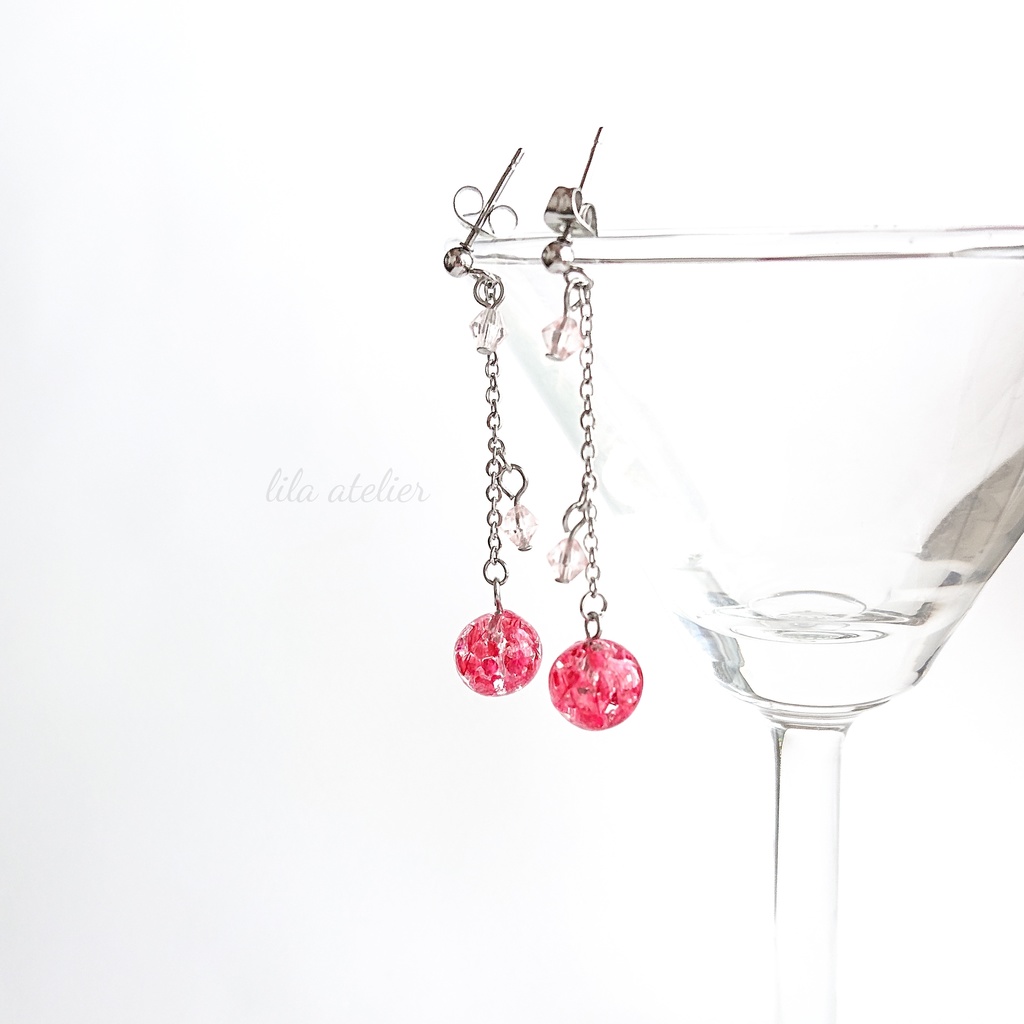 かすみ小珠【紅】ロングチェーンピアス/イヤリング(金属アレルギー対応)