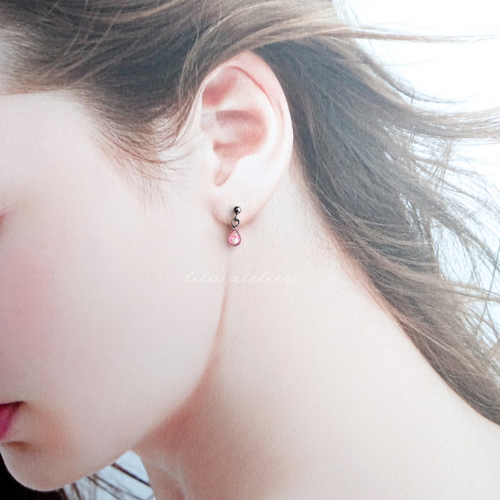 かすみ雫【桃】ピアス/イヤリング