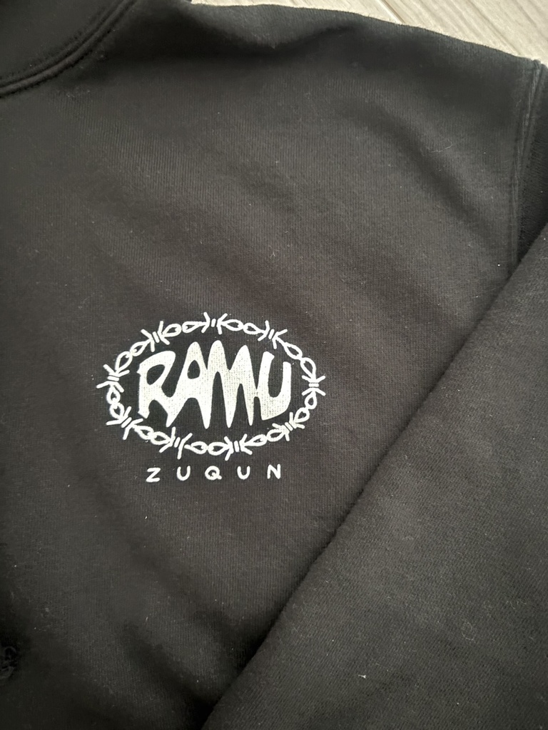 RaMuパーカー(XLサイズ)